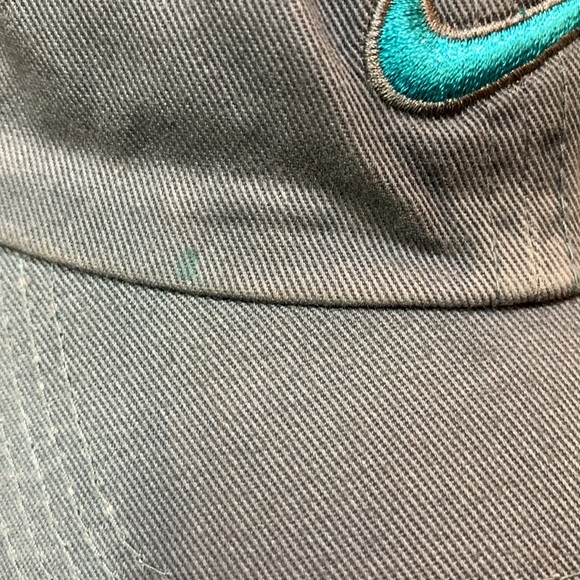 Nike Golf Blue/Gray Adjustable Strapback Baseball Cap - Picture 7 of 7